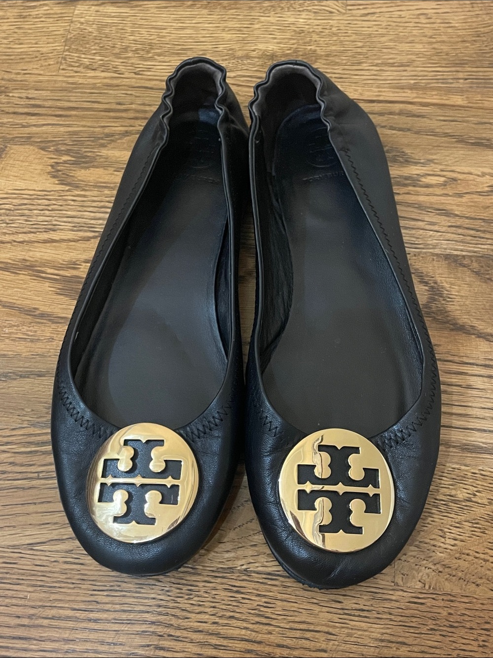 Tory Burch Black Minnie Flats Size 9